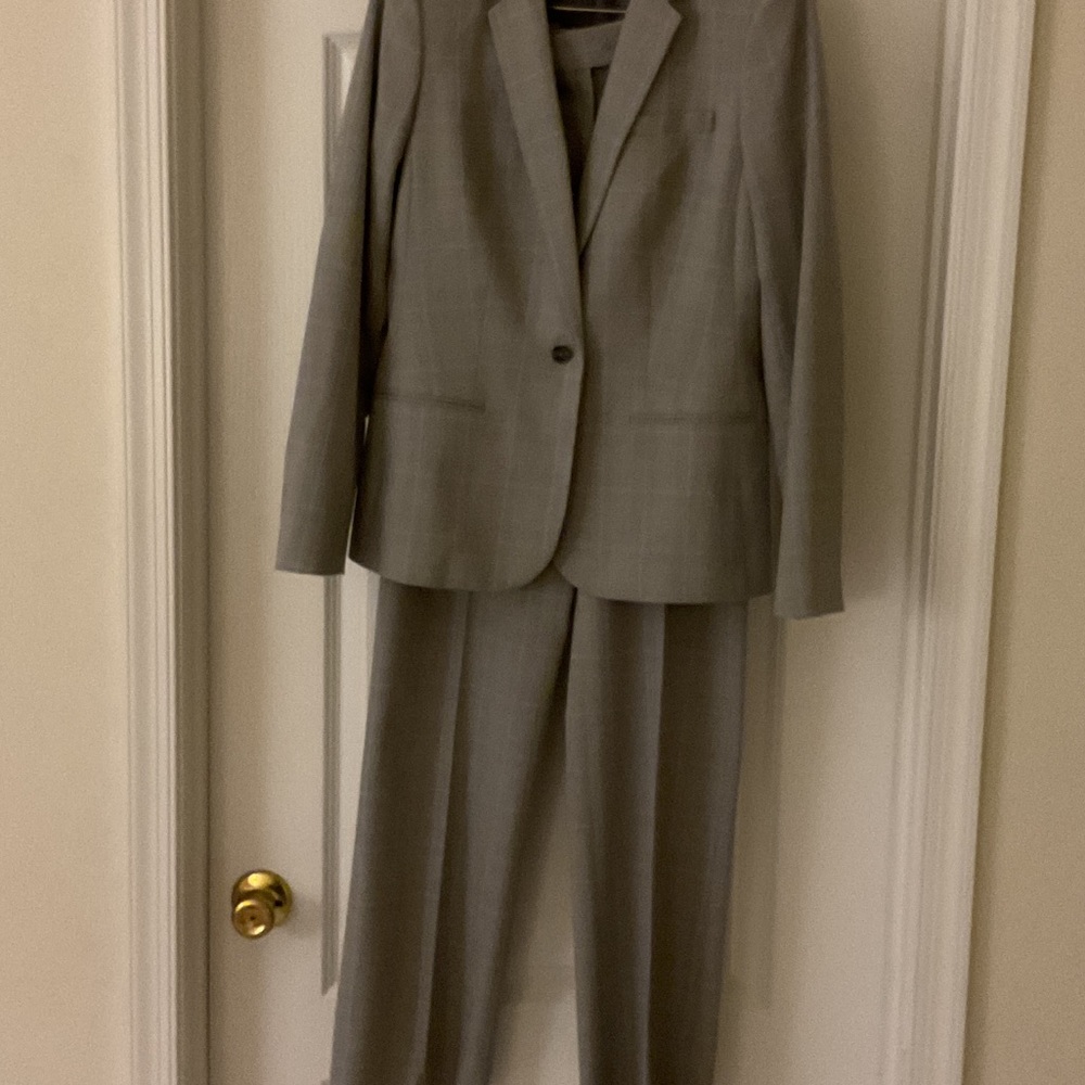 Calvin Klein Light Gray Men's Suit